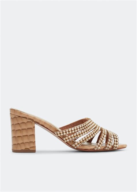 Nícoli Shoes & Footwear .